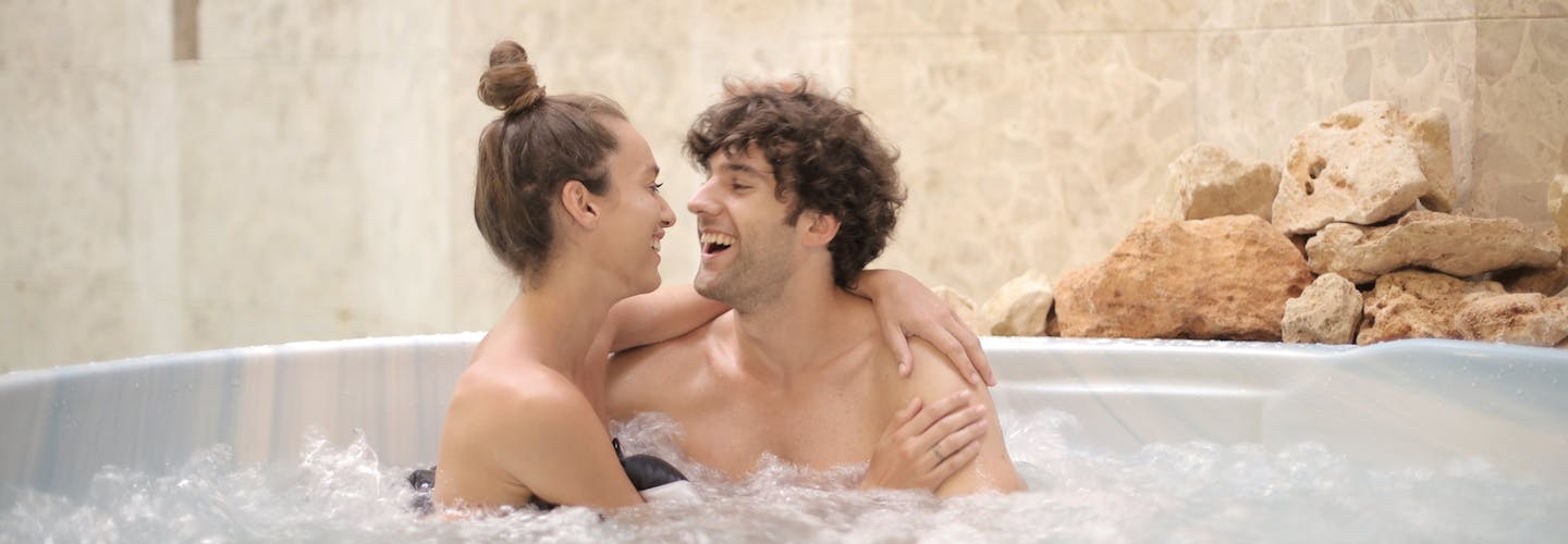 Complete Guide to Hot Tub Sex